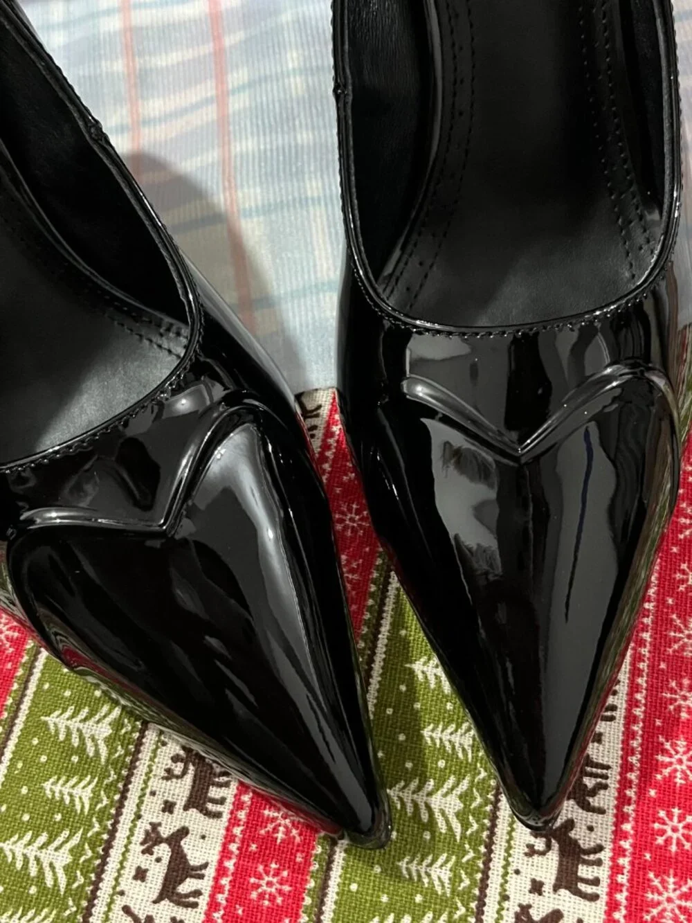 Alaïa Le Cœur Black Patent Leather Pointed-Toe High Heels